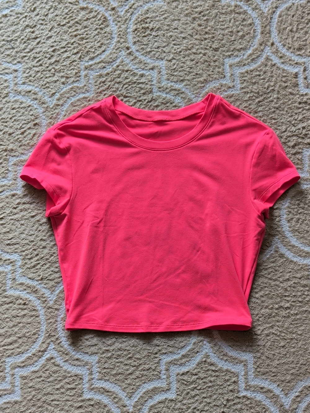 Alo Cropped T-Shirt Hot Pink EUC